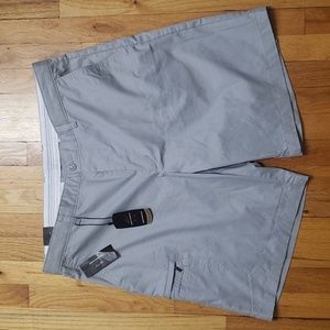 Greg Norman Performance Five Iron Shorts NWT size 38